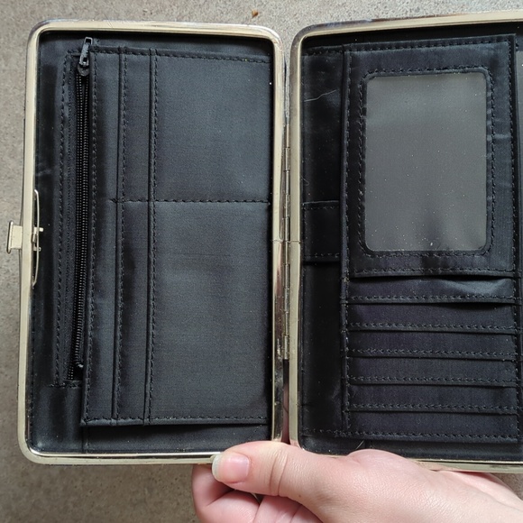 Gorgeous royal blue glitter waller - Picture 2 of 4